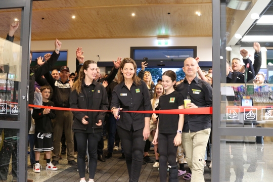 Just in time for Summer: Snells Beach gets a new large Four Square Supermarket