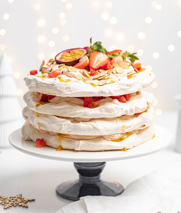 Strawberry & passionfruit meringue stack