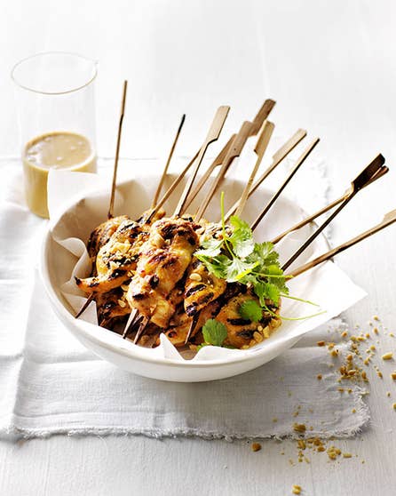 Easy chicken satay skewers