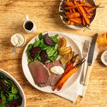 WinterRoastBeefwithBeetrootHorseradish2500x500