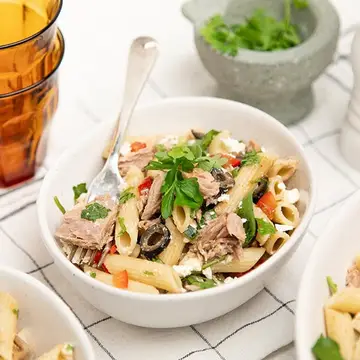 Mediterranean-Tuna-Pasta-Salad-600x600