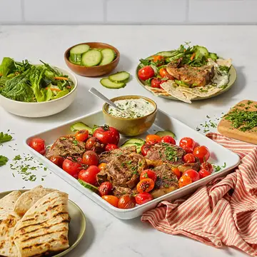 BBQ_LAMB_CHOPS_WITH_TOMATOES_AND_YOGHURT_02