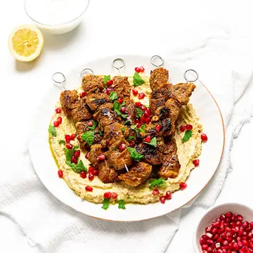 BBQ-lamb-with-hummus-1
