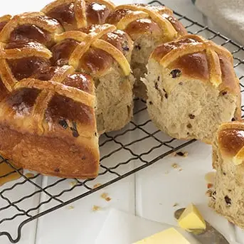 pullaparthotcrossbuns610x343