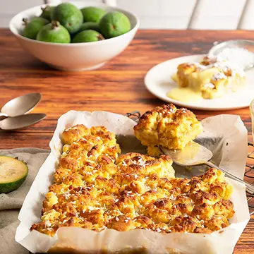 Feijoa-Crumble-Shortcake-500x500px-2