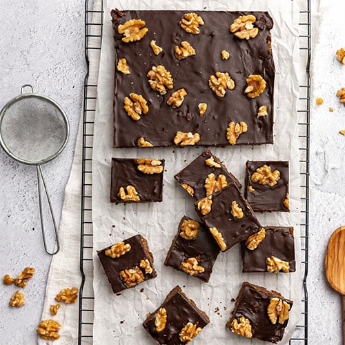 Afghan biscuit slice