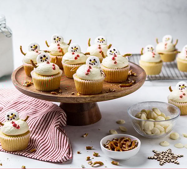 Melted-Snowman-Cupcakes-1