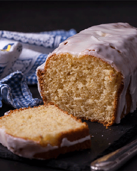 Lemon yoghurt cake