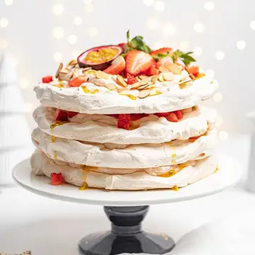 Strawberrypassionfruitmerignuestack3