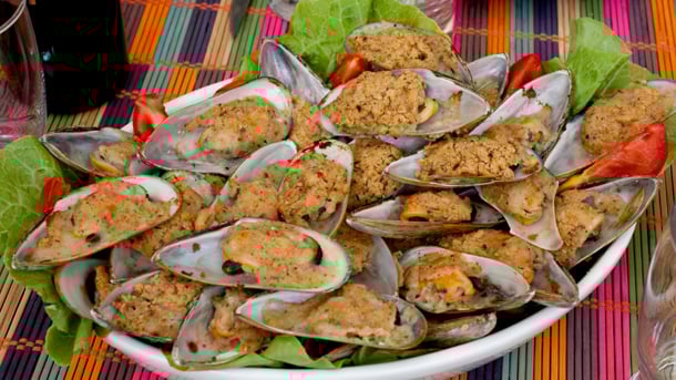 wildgrilledmusselsinhalfshell