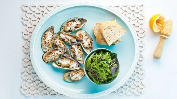 bakedlolomussels