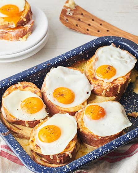 Croque madame traybake