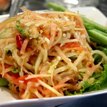 greenpapayasaladwithcrispypork