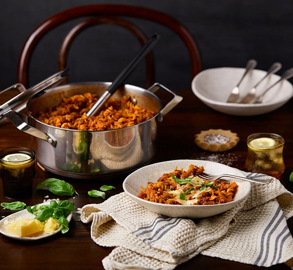 One-pot beef bolognese pasta