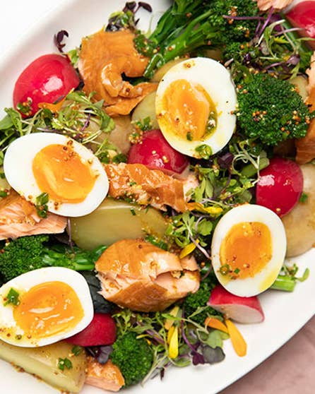 Hot smoked salmon salad