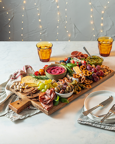 How To: Easy Christmas Entertaining Platter