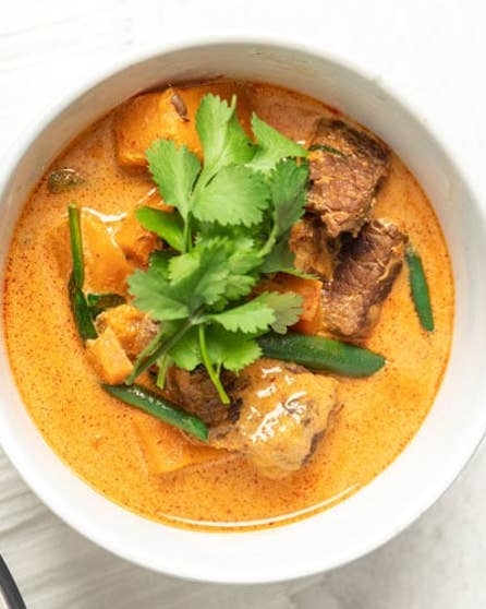 Slow cooker Thai beef curry