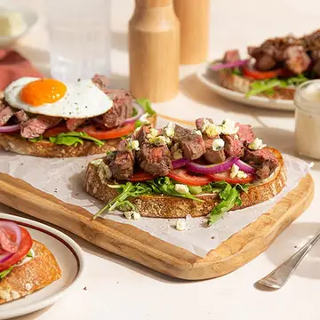 BBQ-Steak-Open-Sandwiches-500x500