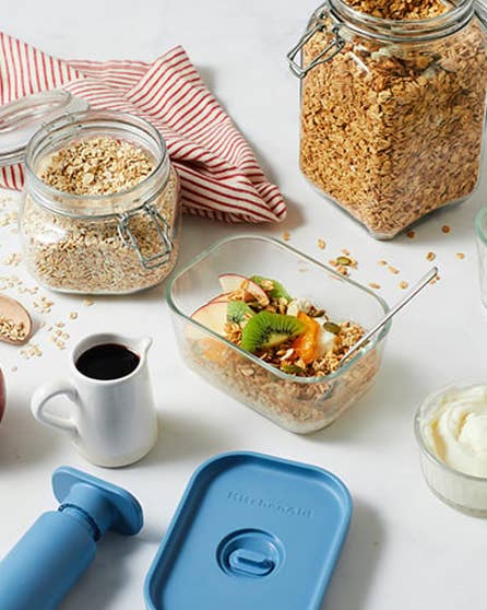 Apple crumble overnight oats