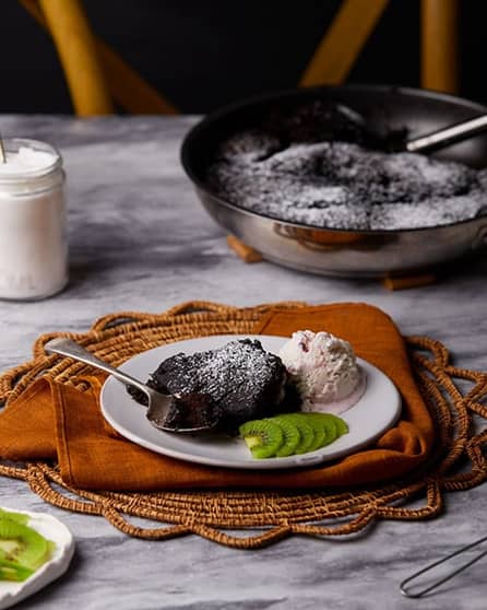 Chocolate pudding pan