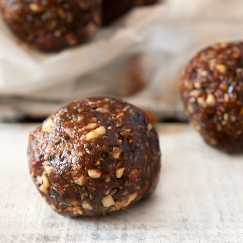 raspberry-bliss-balls