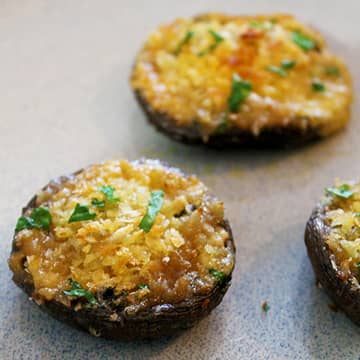 Stuffed-portobello-mushrooms-500x500v2