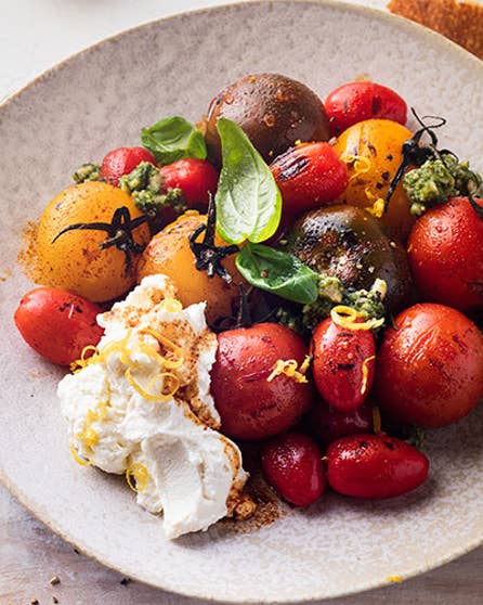 Barbecued tomato salad with ricotta and basil