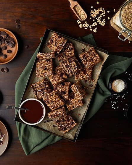 Easy no bake oatmeal cookie bars