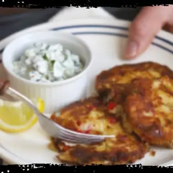 fs106091armchairarmymusselfritter610pxx340pxnologo