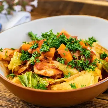 Chicken-casserole-with-smashed-potatoes-1-500x500