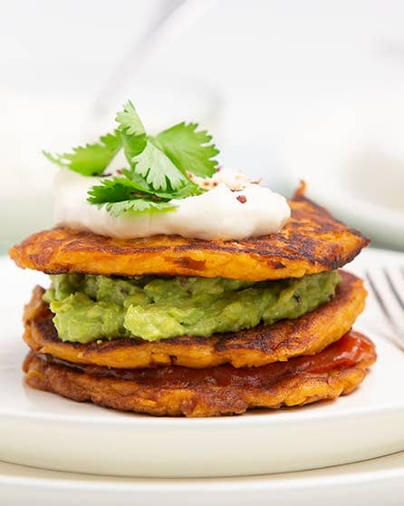 Spicy corn fritter stack