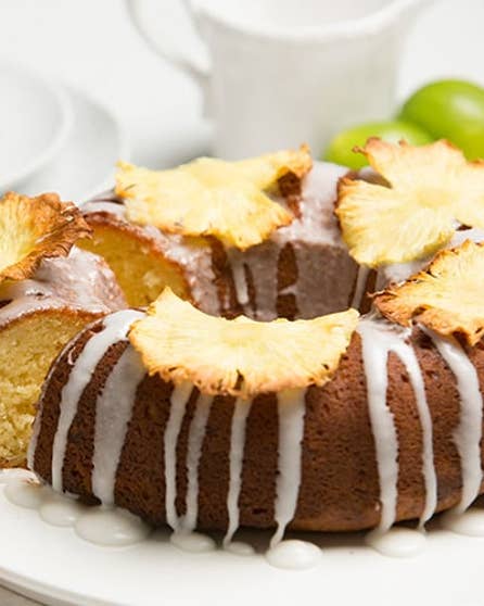 Pina colada bundt cake