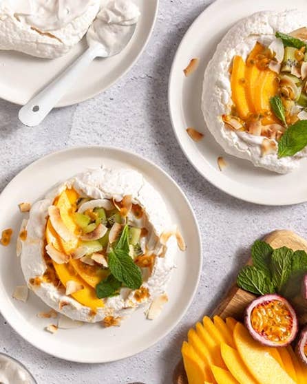 Individual vegan pavlovas