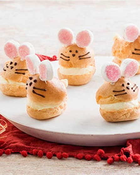 Profiterole bunnies