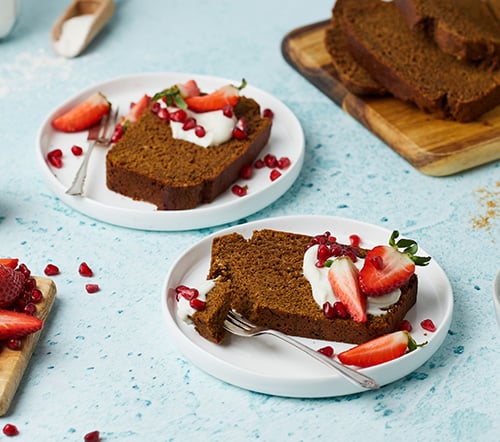vegan_gingerbread_loaf_w-500