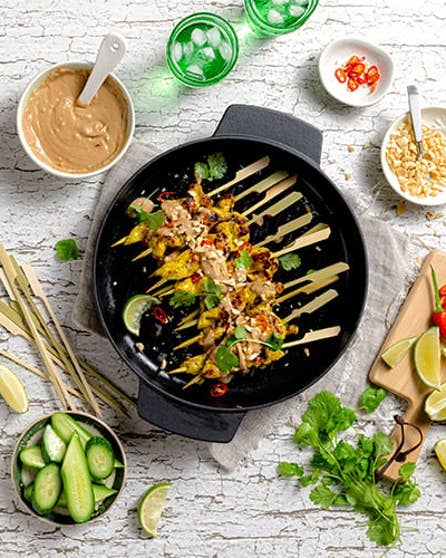 Spicy chicken satay bites