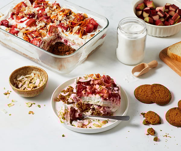 rhubarb_coconut_dessert_lasagne_01