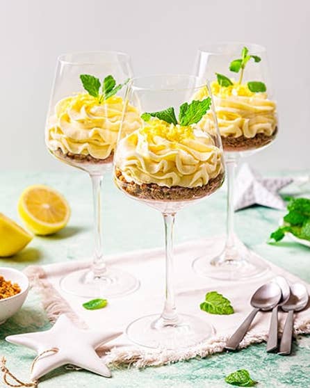Lemon and ginger cheesecakes