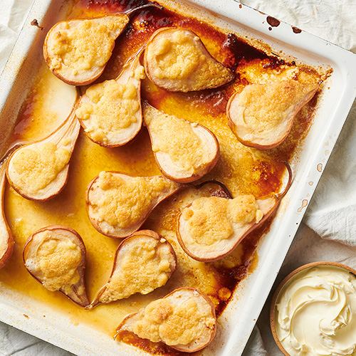 Maple-roasted pear & almond crumble