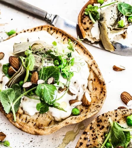 10 minute healthy pitta pizza