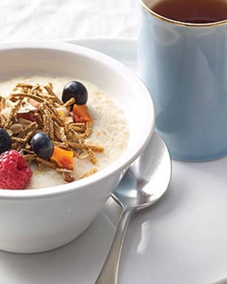 Berry and muesli porridge
