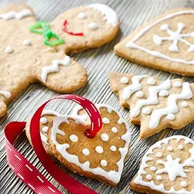 47415601ldecoratedchristmasbiscuitsr