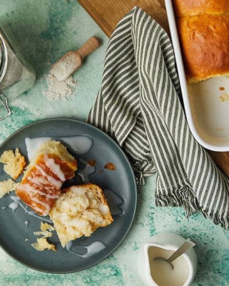 Samoan-style coconut buns