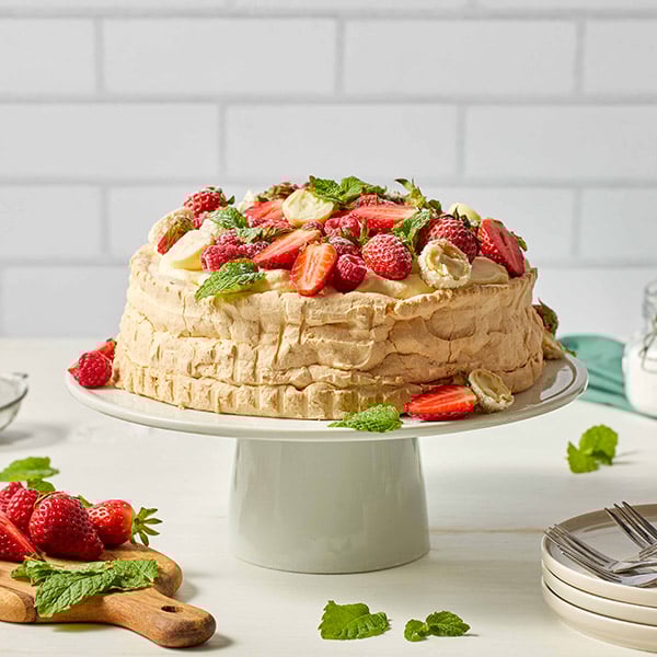 Festive pavlova topping