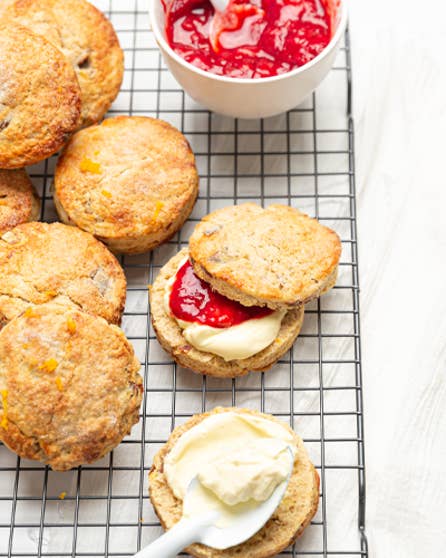 Date and orange scones