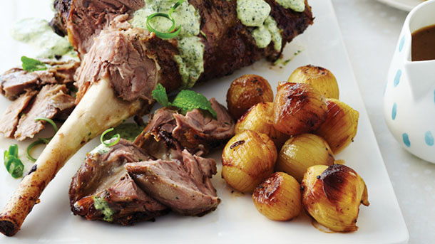 marinatedroastlambwithfreshminttopping1nzbeefandlamb610x343