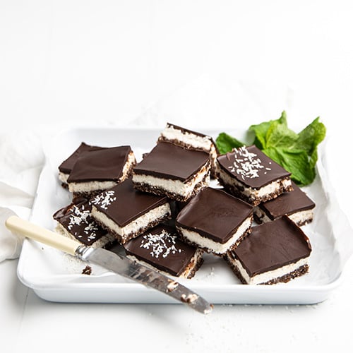 PEPPERMINT BLISS BALL SLICE