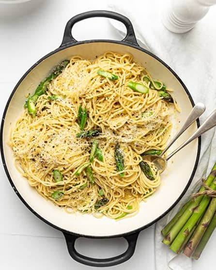 Asparagus cacio e pepe