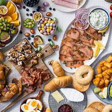 Easter-Brunch-Platter-689x500