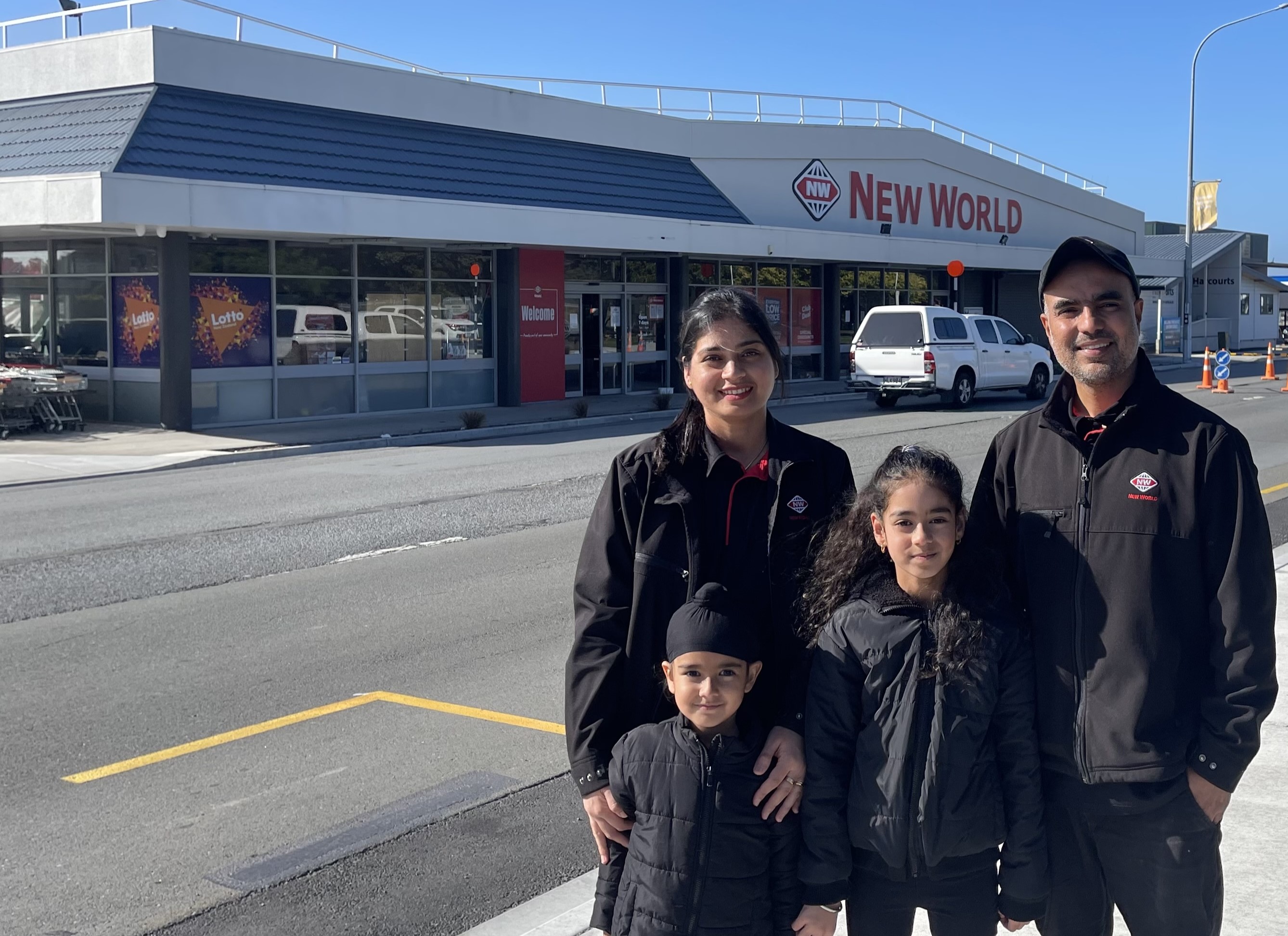 Raj_Singh_with_wife_Loveleen_and_their_children_Brahmpreet_and_Harmanjeet.jpg